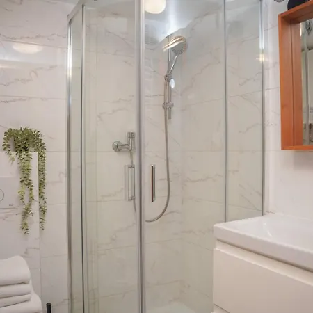 Brick & Centrum Apartament *